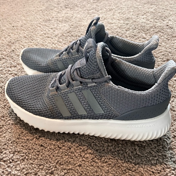 adidas Other - Grey cloud foam adidas